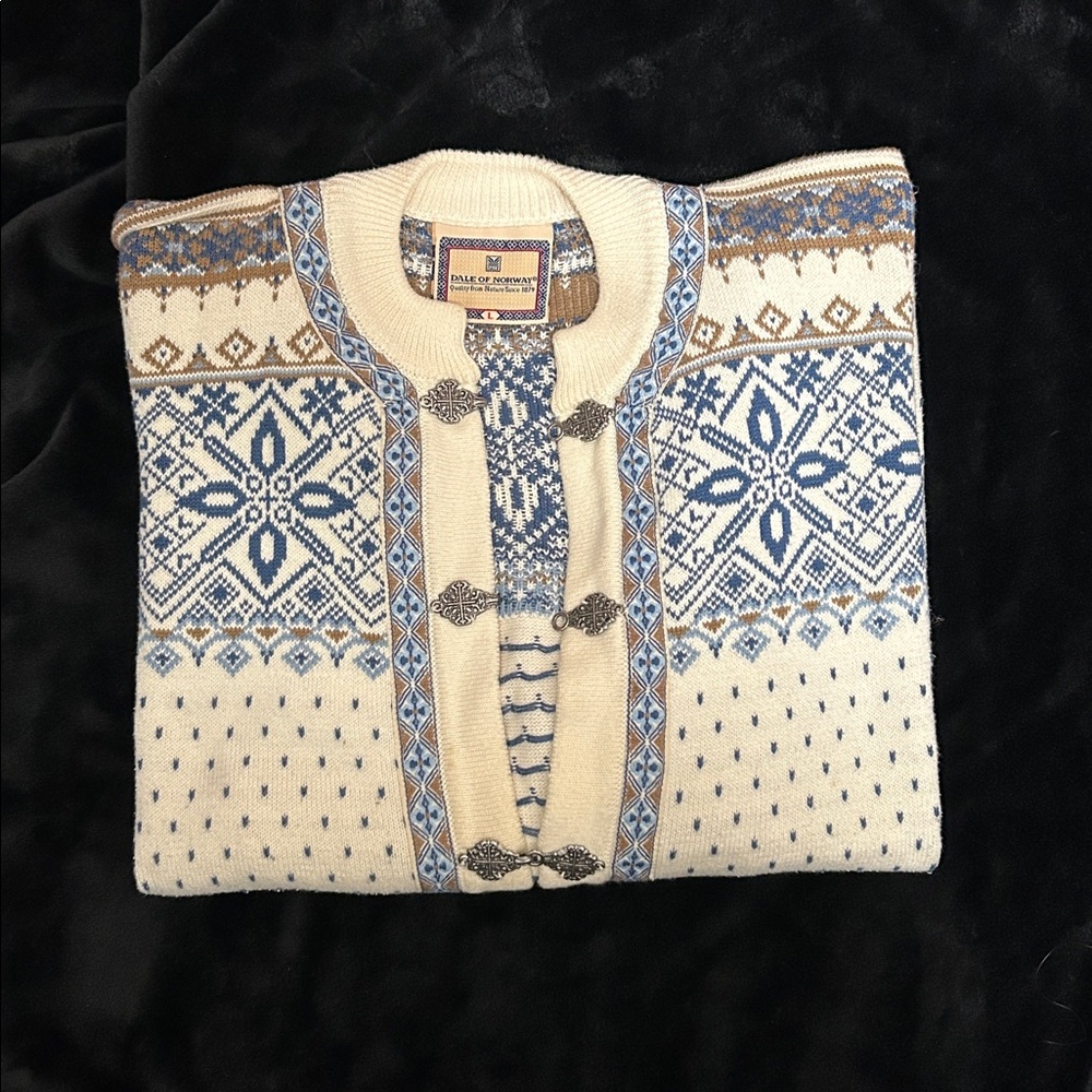 Dale of Norway cardigan